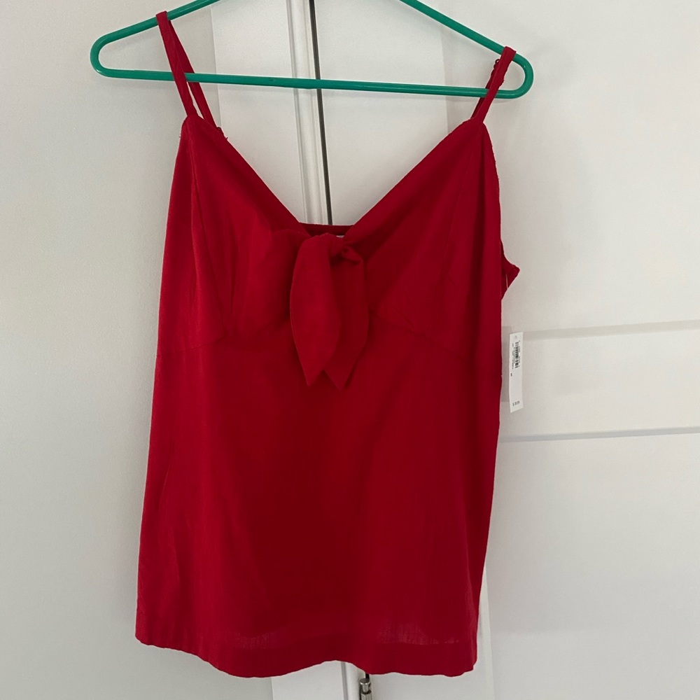 RED BOW TIE FRONT TANK